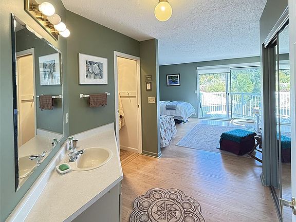 5th image of 130 Corbett Rd #3