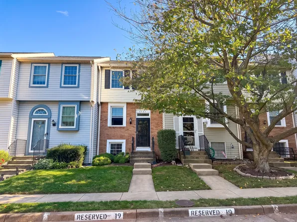 3737 Sudley Ford Ct, Fairfax, VA 22033