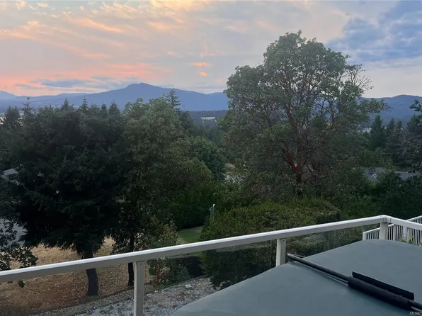 1142 Kathleen Dr, North Cowichan, BC V9L 5S4