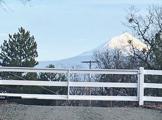 463 Ayres Rd, Eagle Point, OR 97524