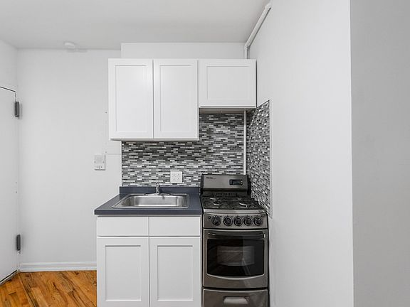 4th image of 76 E 1st St APT 2A