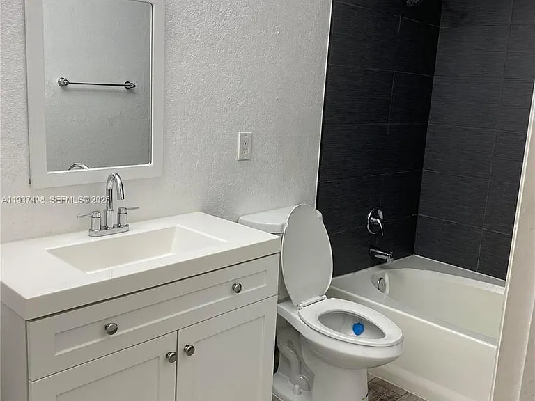 15560 SW 104th Ter #619 — Photo 14