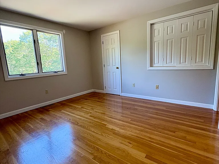 Kingsbury Townhouses — Photo 18