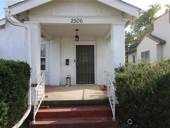 3rd image of 2506 Messanie St
