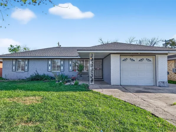 8822 Homewood Ln, Houston, TX 77078