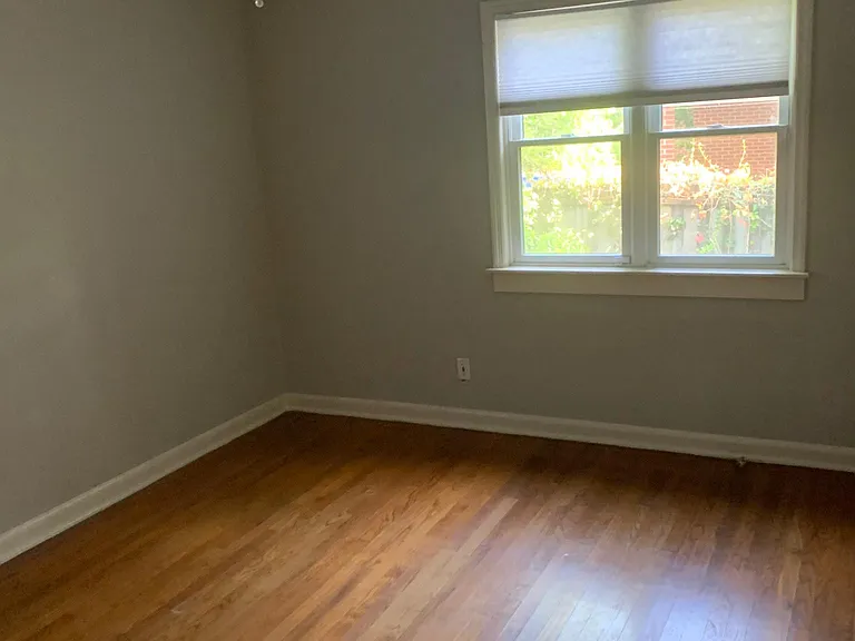 2107 Monticello Dr — Photo 6