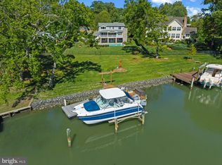 3706 Thomas Point Rd, Annapolis, MD 21403