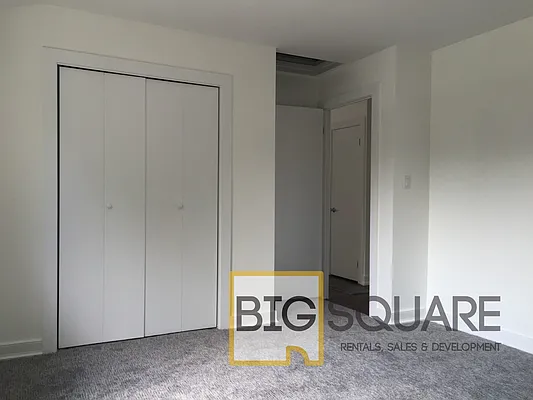 Rented by Big Square Realty LLC | media 8