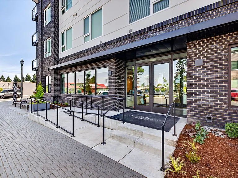 Alta University Place — Photo 14