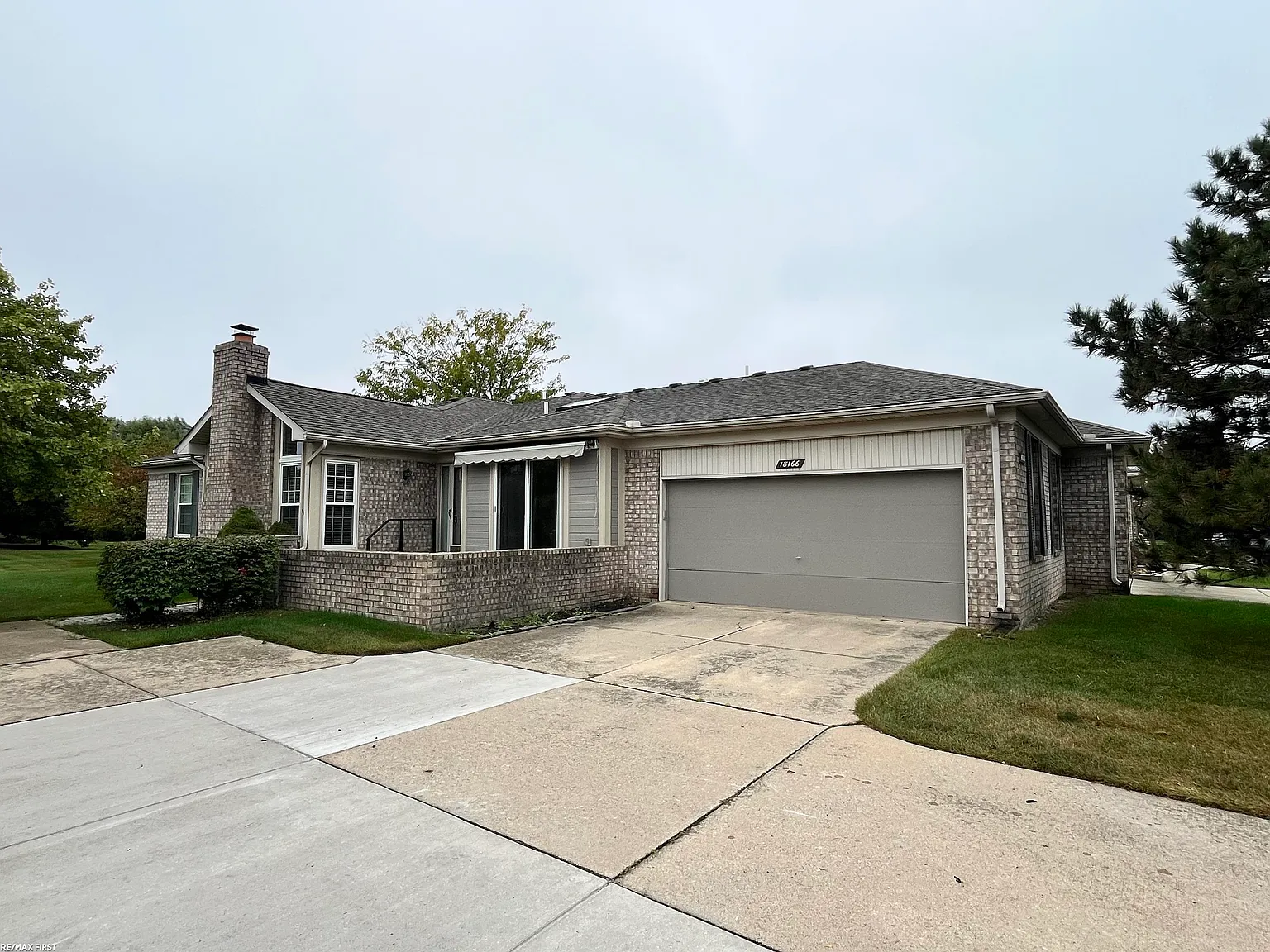 18166 Port Salem Dr photo 1