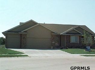 7609 S 164th Cir, Omaha, NE 68137