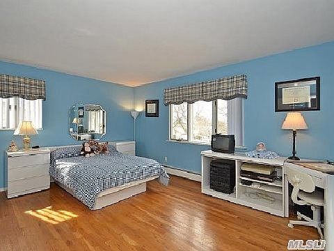 4th image of 44 Knolls Dr N