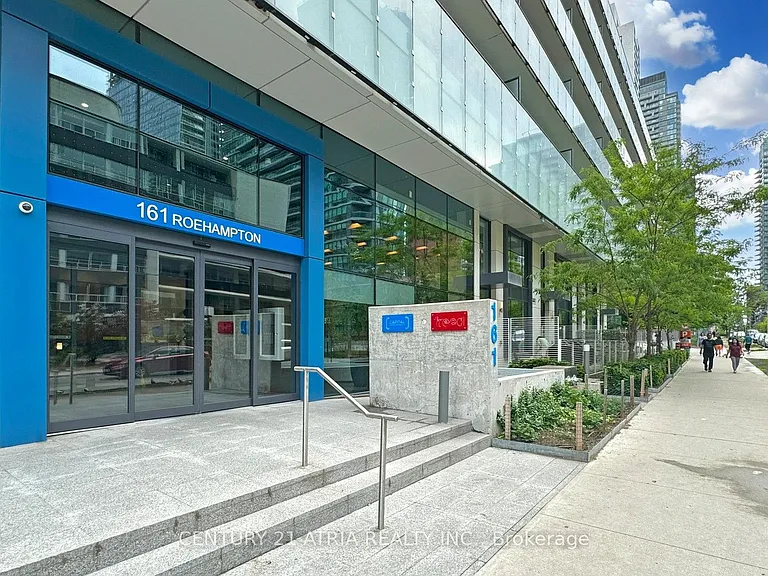 161 Roehampton Ave #1804 — Photo 2