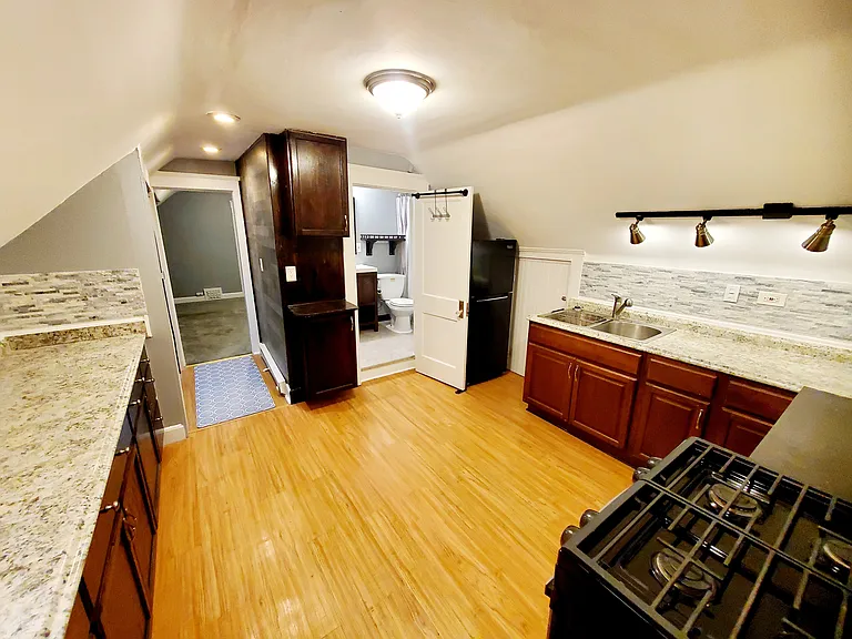 1281 Cranford Ave #3 — Photo 31