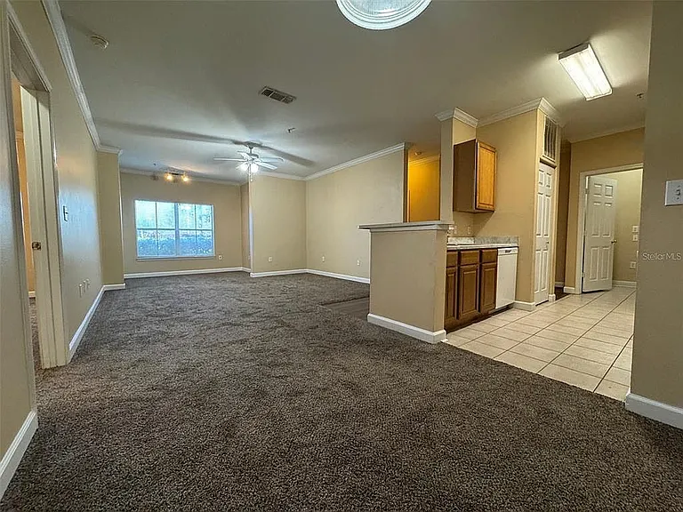 18575 Bridle Club Dr — Photo 4
