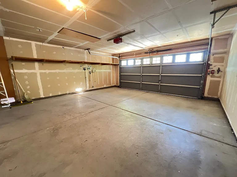 6968 Sunridge Dr — Photo 29