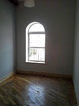 3rd image of 99 Rogers Ave APT 4