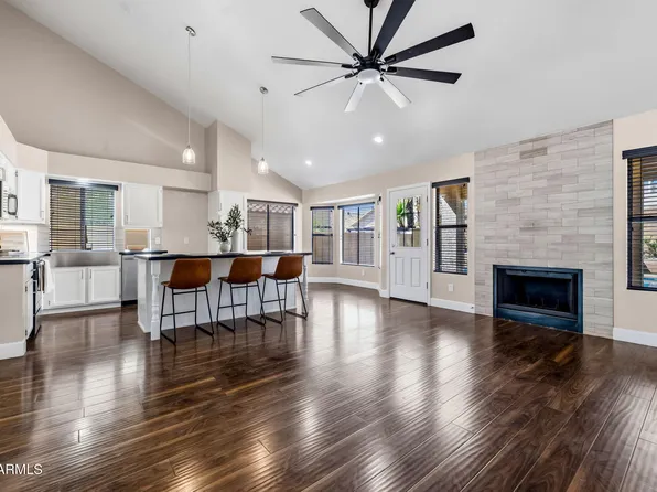 1210 E AMBERWOOD Drive, Phoenix, AZ 85048