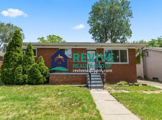 21374 Ithaca Ave, Ferndale, MI 48220