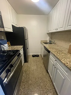 Rented by Corcoran | media 6