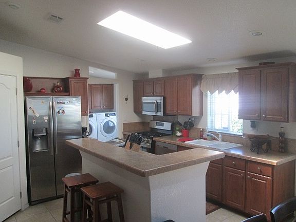 5th image of 2907 S Santa Fe Ave Space 46