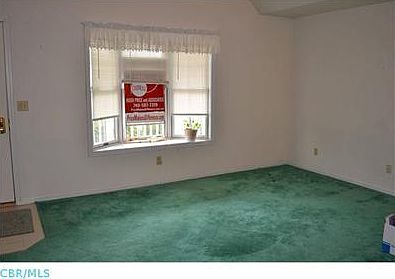 4th image of 225 Shannon Ln