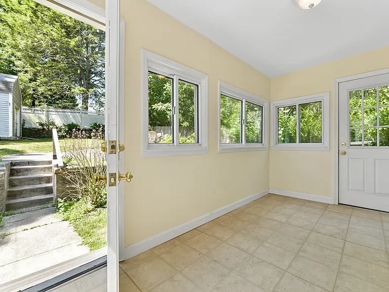 336 Cornell St #1 — Photo 18