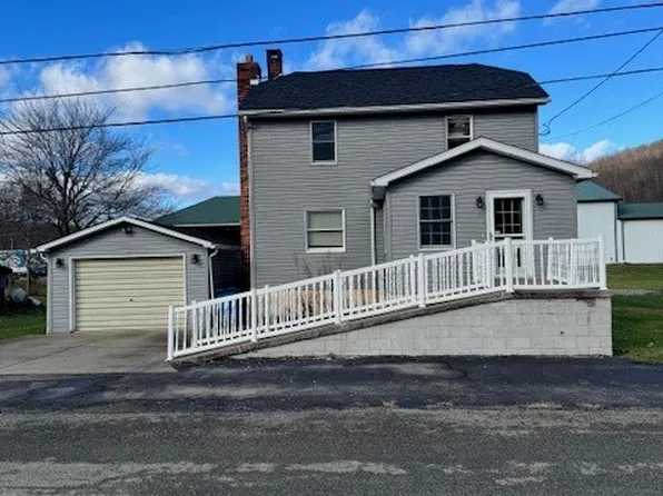 125 Hillview Ln, Melcroft, PA 15462