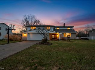 2425 Brian Dr, Beachwood, OH 44122