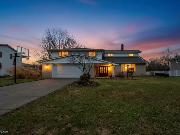 2425 Brian Dr, Beachwood, OH 44122