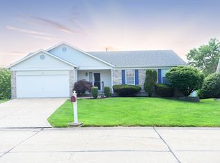 4014 French Oak Ln, Saint Charles, MO 63304