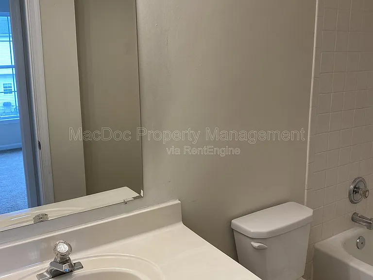 2909 Broyhill Ct — Photo 22