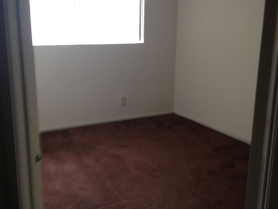 1st image of 830 N Turner Ave APT 3