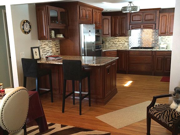 3rd image of 125 Fruitwood Ter