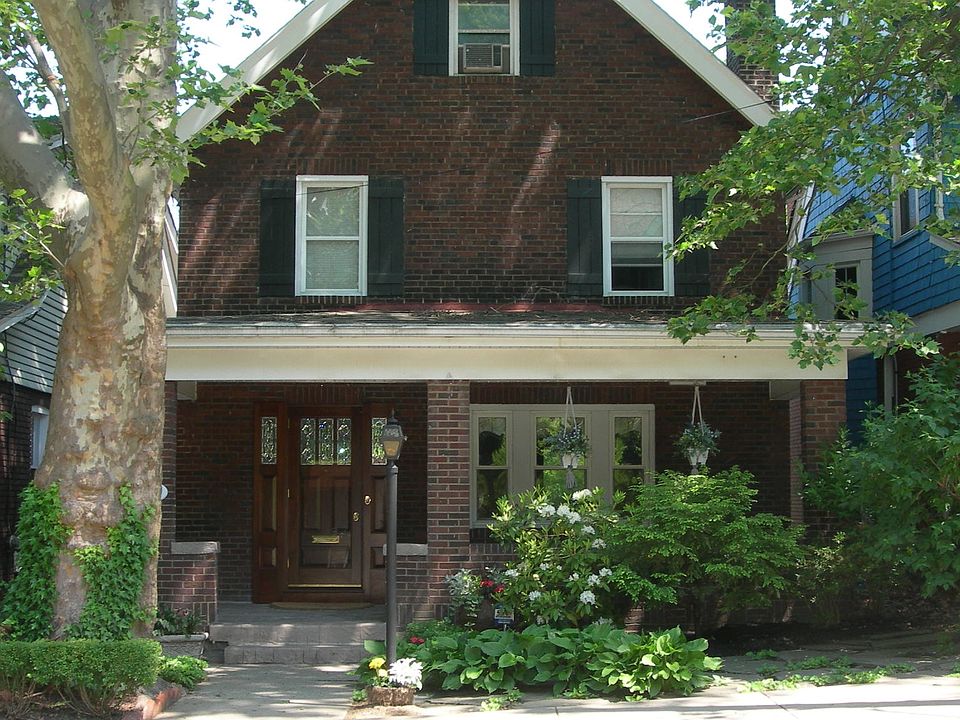 Street View 227 Oakview Ave.