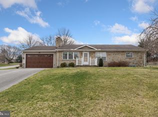 111 Littleton Dr, Hanover, PA 17331