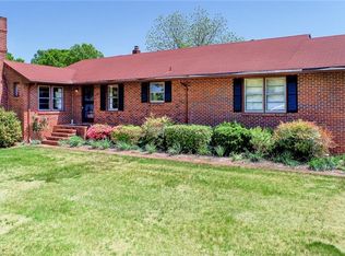 2529 E Woodlyn Way, Greensboro, NC 27407