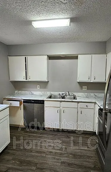 123 S Chester St #C — Photo 14