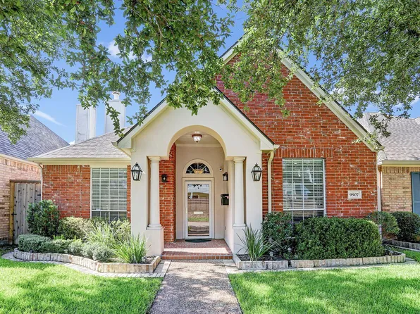 9907 Kemp Forest Dr, Houston, TX 77080