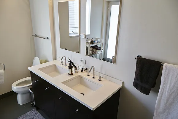 Rented by FAR Property Management | media 69