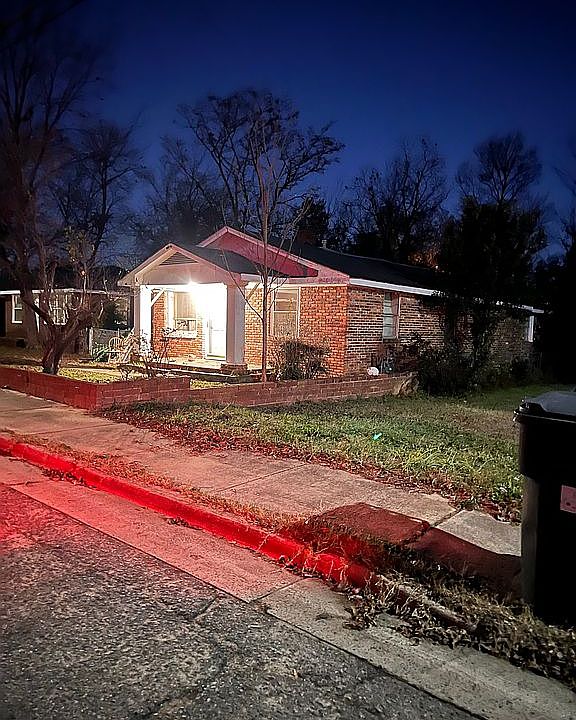 1st image of 1025 7th Ave