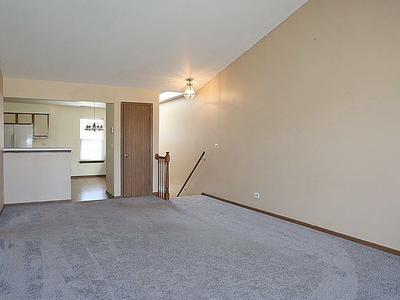 3rd image of 11B Truman Ct #B