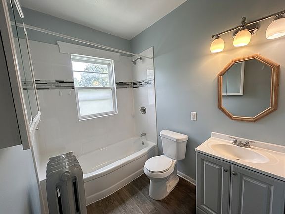 4th image of 7414 Linwood Ave