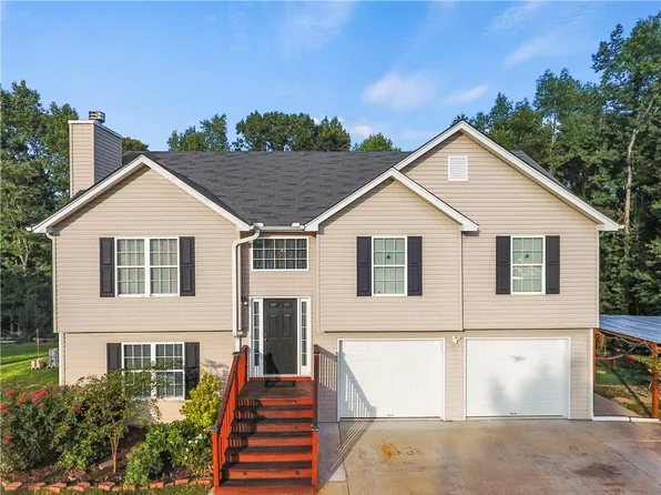 3315 Fair Hill Dr, Gainesville, GA 30507