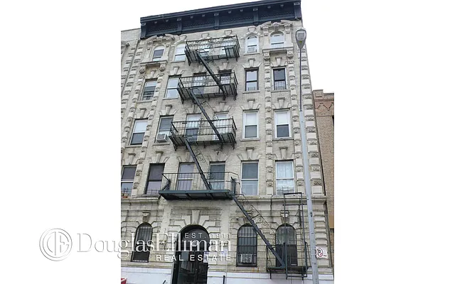 Rented by Douglas Elliman | media 18