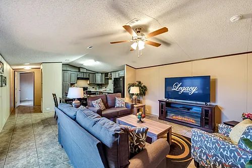 128 Weaver'S Cir Photo 1
