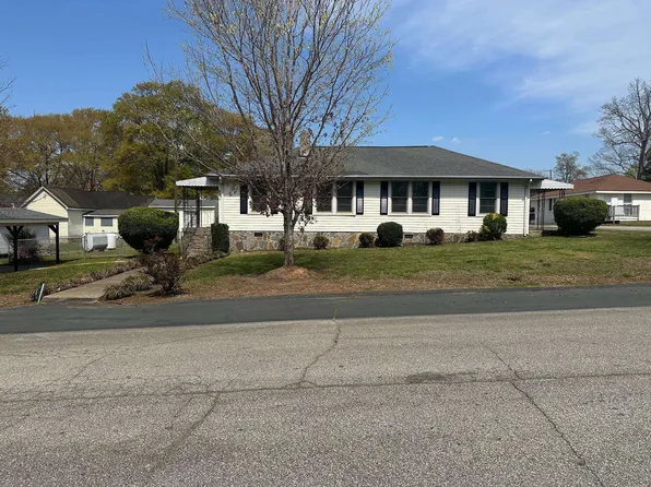 616 McArthur St, Chesnee, SC 29323