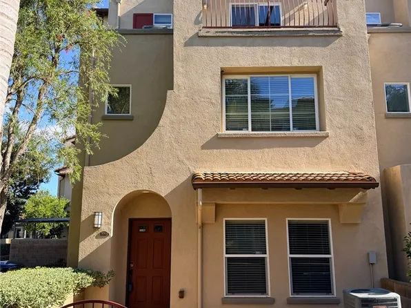 16849 Roosevelt Ln, Huntington Beach, CA 92649