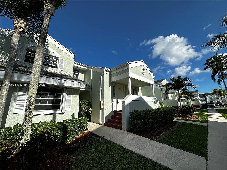 1st image of 2528 SE 20th Pl #201-C