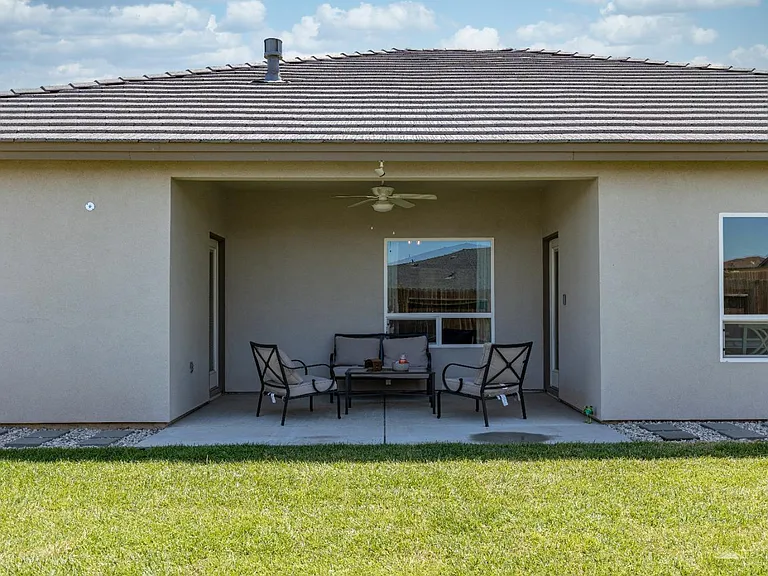 1317 Fair Oak Dr — Photo 19